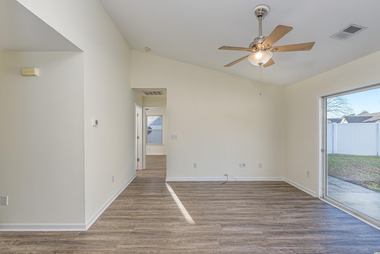 Building Photo - 610 Pepperbush Dr