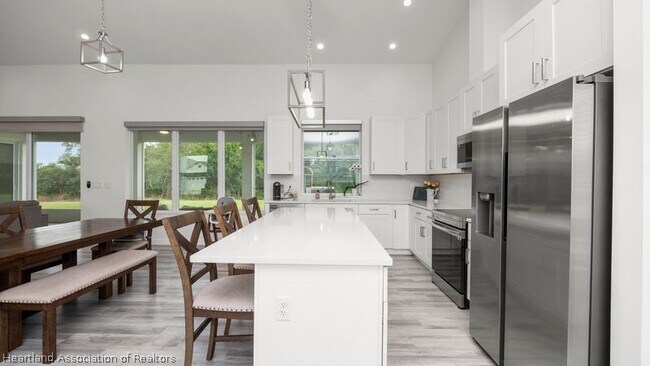 Building Photo - 5133 Angelo Cir