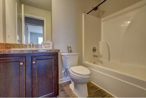 Building Photo - 3531 Silver Wood Walk