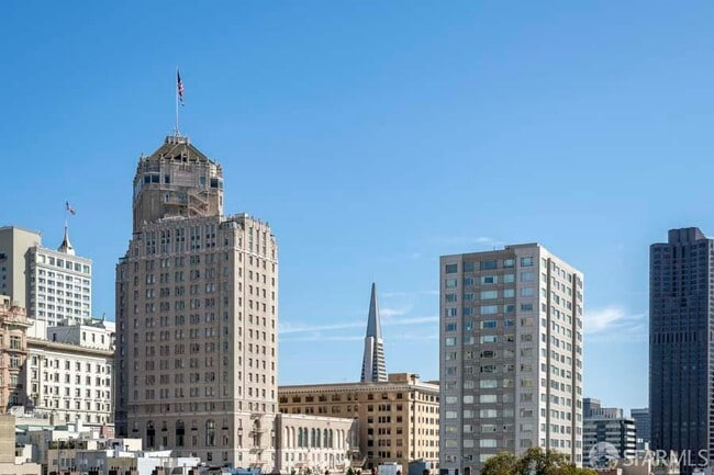 Building Photo - 900 Bush St