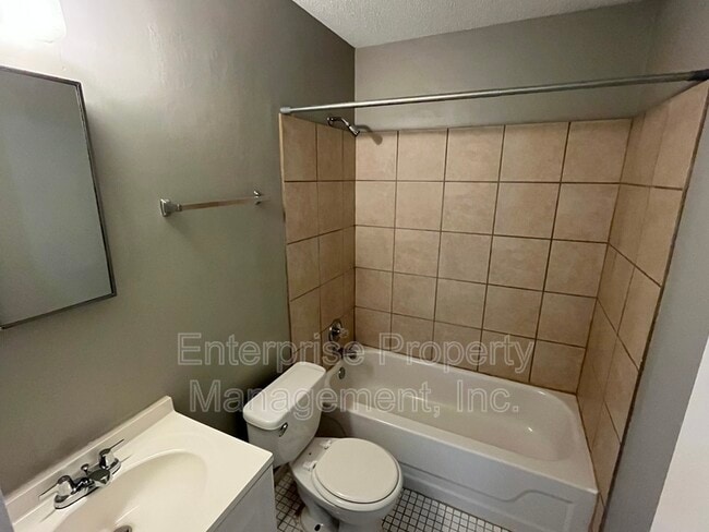 Building Photo - 6324 Woodgreen Dr