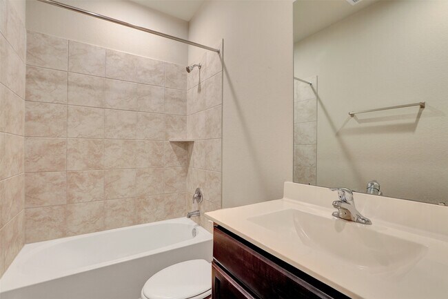 Building Photo - 13845 Rock Island Trl