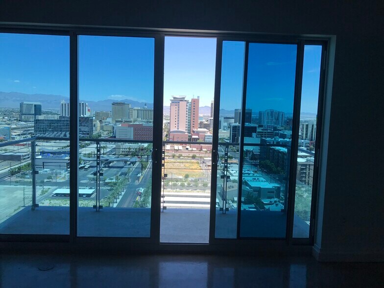 Balcony with view - 200 Hoover Ave