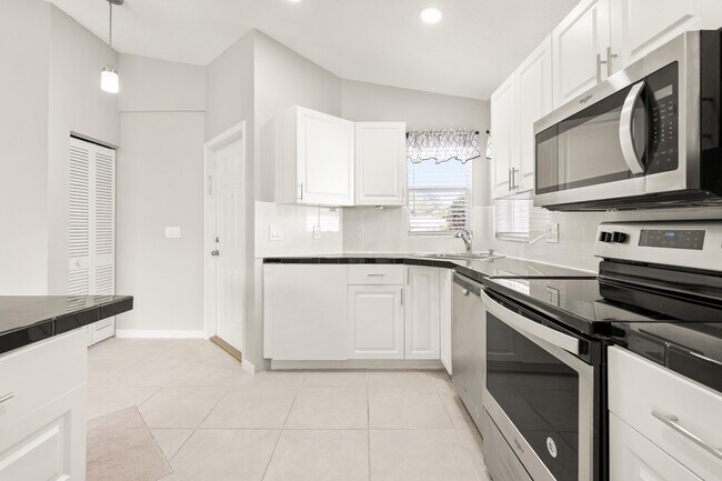 Building Photo - 1209 Pine Sage Cir