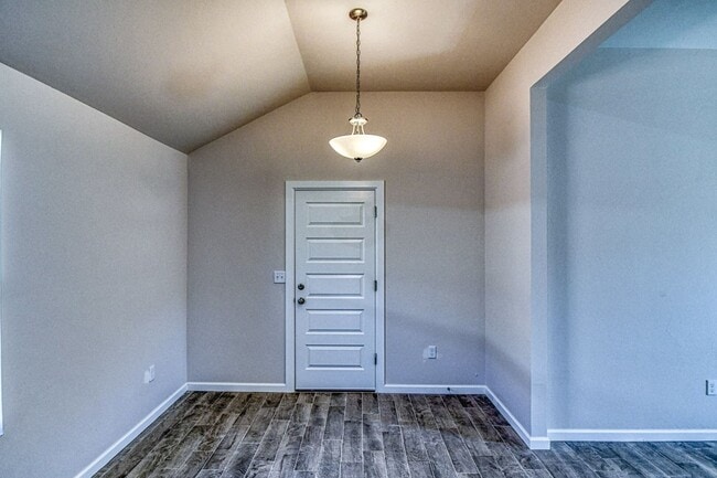 Building Photo - Brand New Construction!  Lawn care included!