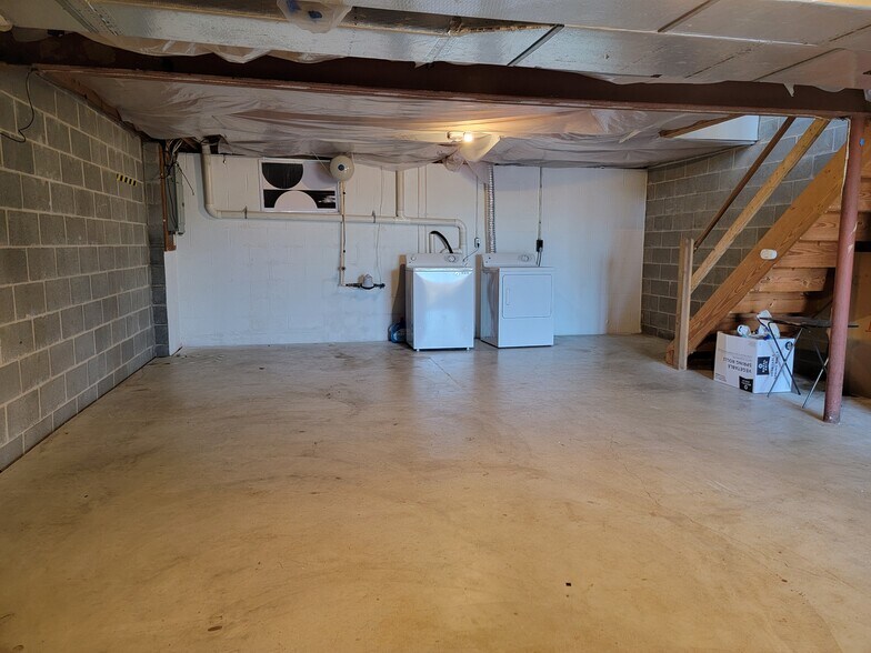 Building Photo - 46 Ironstone Dr