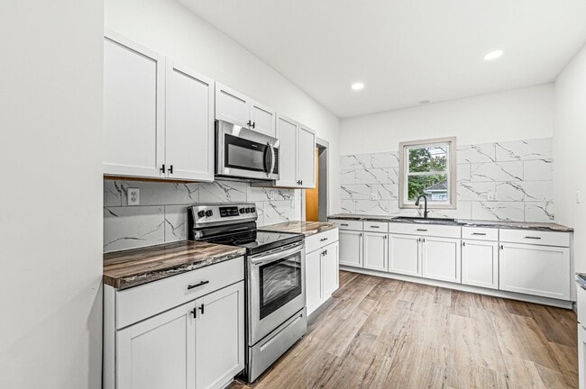 Building Photo - 1226 O Brien St