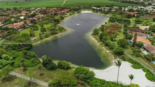 Building Photo - 10630 SW 157th Ct