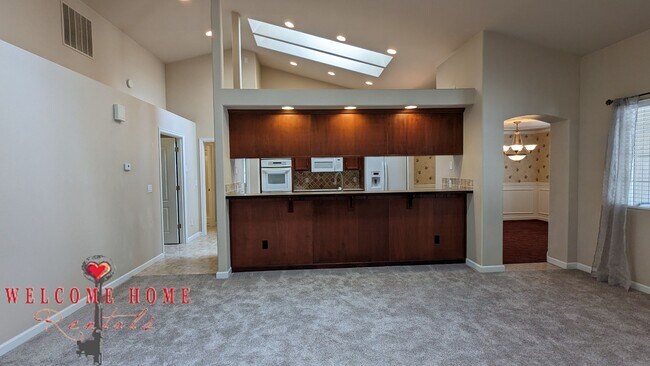Building Photo - Greene - 2431
