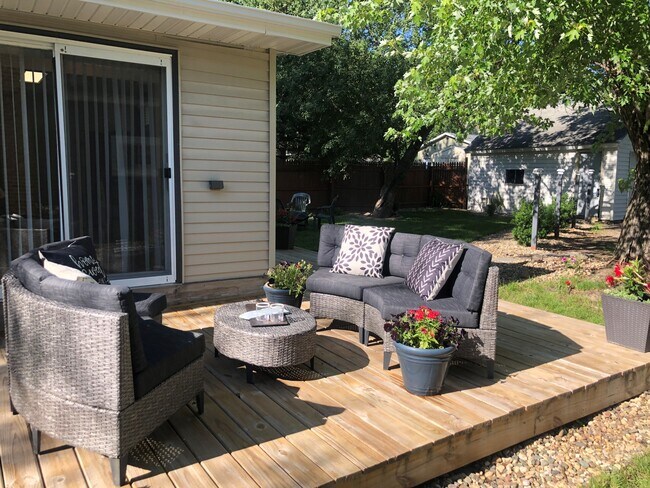 Spacious Deck Area. - 222 6th Ave SE