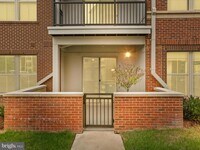 Building Photo - 10755 Fairgrounds Dr