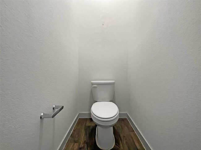 Building Photo - 4609 Tully Dr