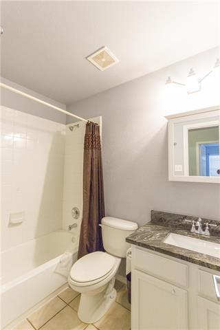 Building Photo - 9913 Summer Sweet Dr