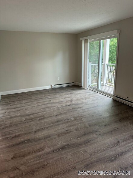 Building Photo - 310 Thompson Rd