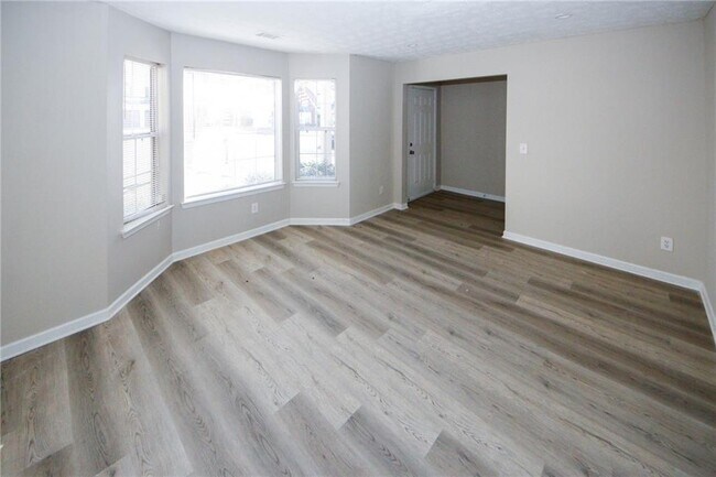 Building Photo - 4493 Bridle Ridge Way