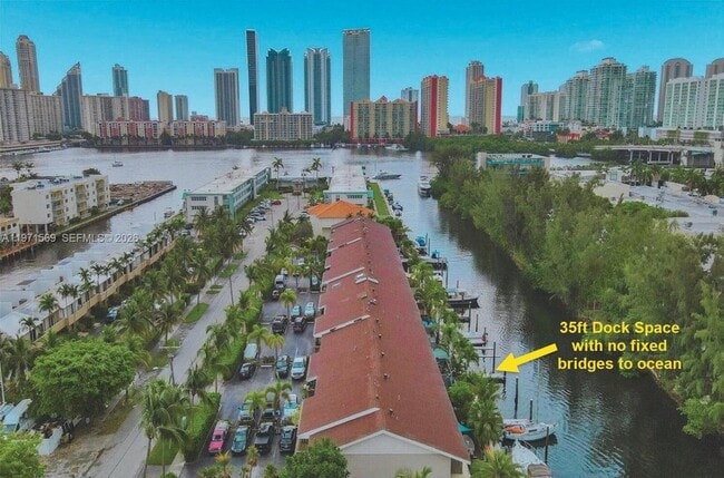 Building Photo - 3736 NE 166th St