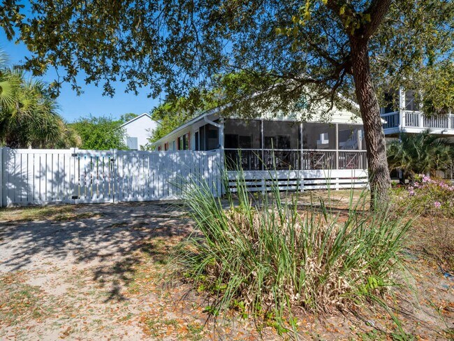Building Photo - OFF-SEASON MONTHLY BEACH LIVING AWAITS!