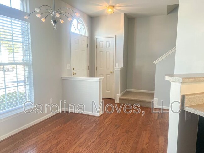 Building Photo - 223 Spring Crossing Cir