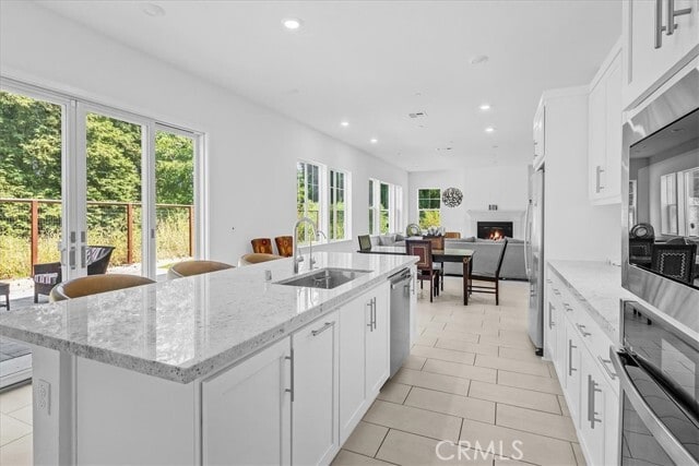 Building Photo - 211 Creekside Ct