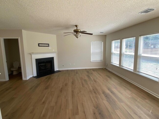 Building Photo - 1307 Basketweaver Way