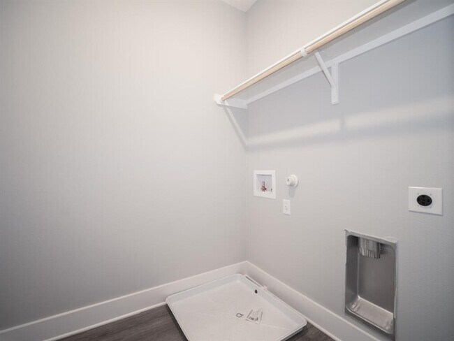 Building Photo - 120 Kimble Ln