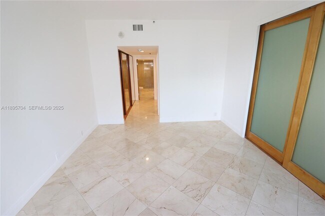 Building Photo - 201 Crandon Blvd