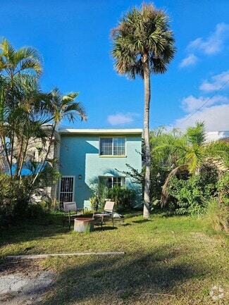 Building Photo - Beachside adventure