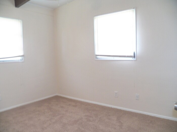 Building Photo - 1806 Cadillac Cir