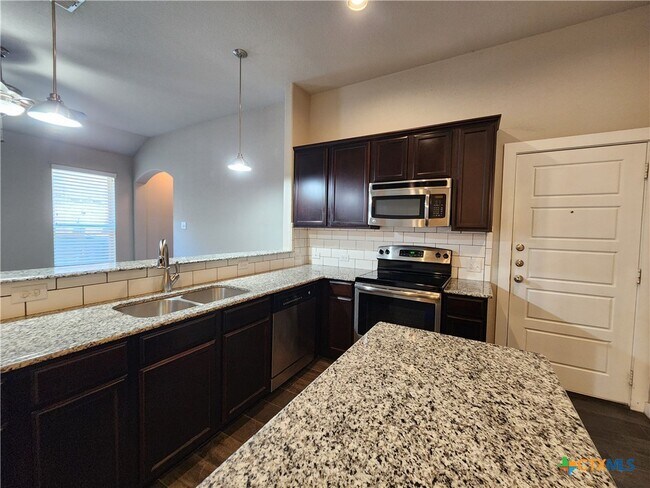 Building Photo - 1143 Creekside Orchard