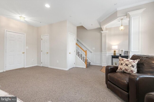 Building Photo - 709 Gaither Rd