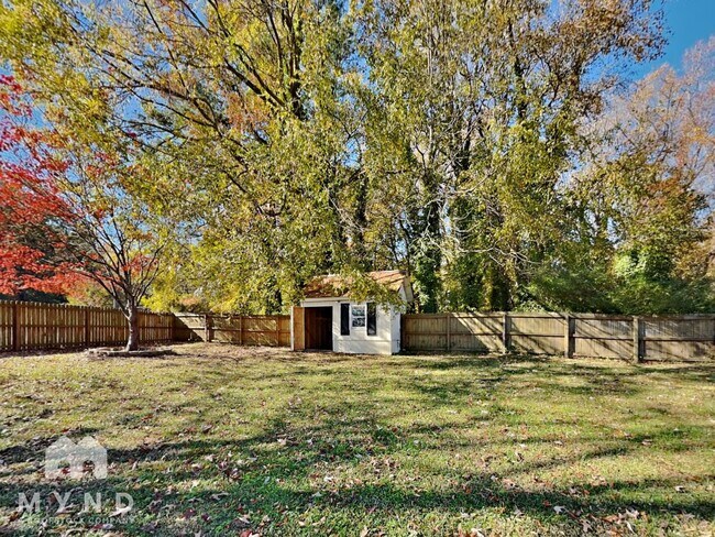 Building Photo - 5720 Raynor Rd