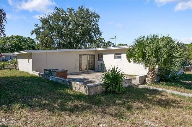Building Photo - 1623 Ferndell Rd