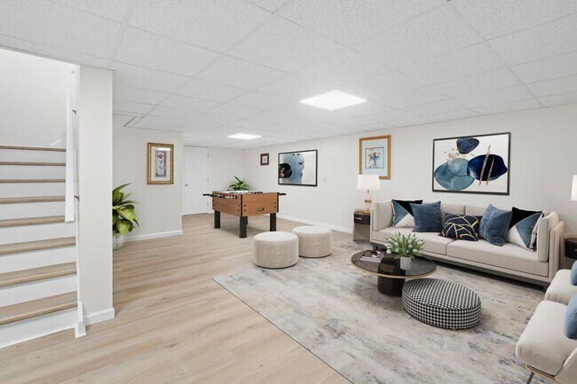 Building Photo - Beautifully Renovated Townhome in The Ridings at Brookside – Macungie