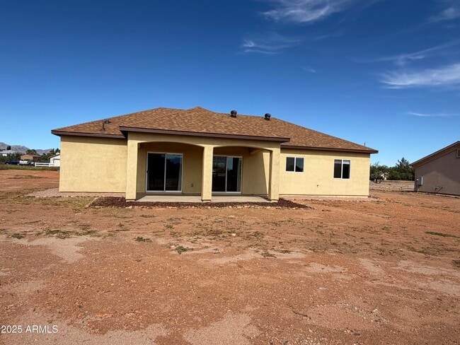 Building Photo - 408 E Birch St