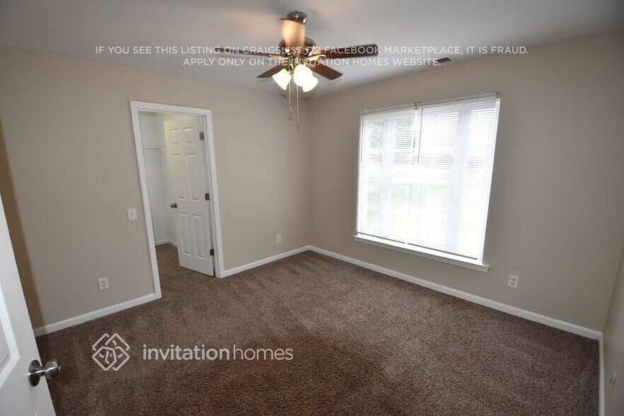 Building Photo - 123 Wilton Pl