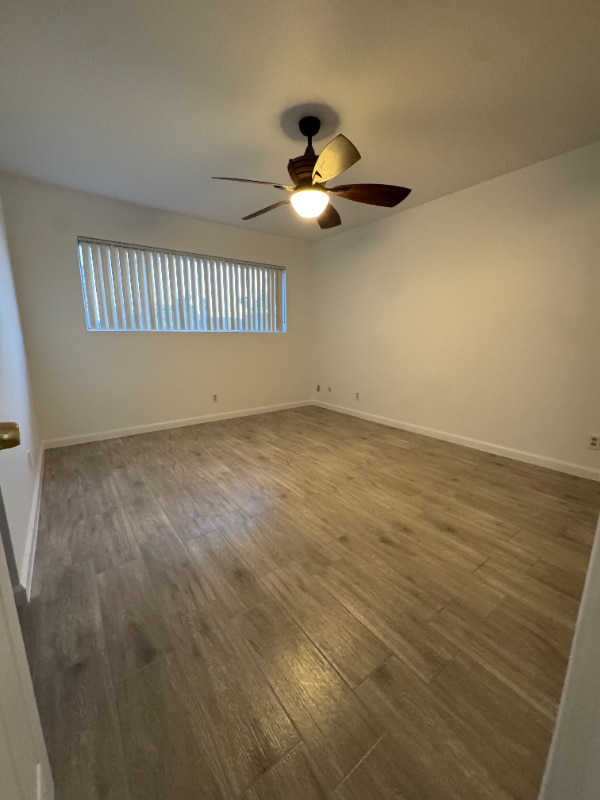 Building Photo - 5904 Daggett Ave