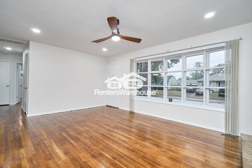 Building Photo - 2204 Helsley Ave