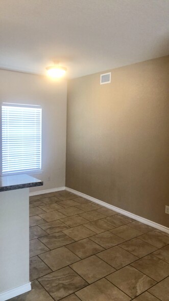 Table space next to kitchen - 1305 Kings Way