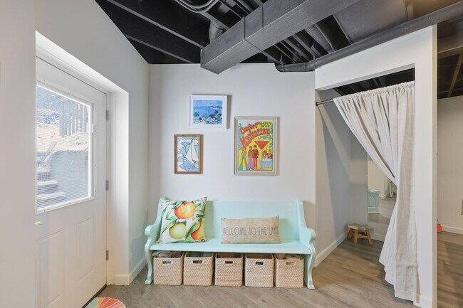 Building Photo - 16 Cedar Trail