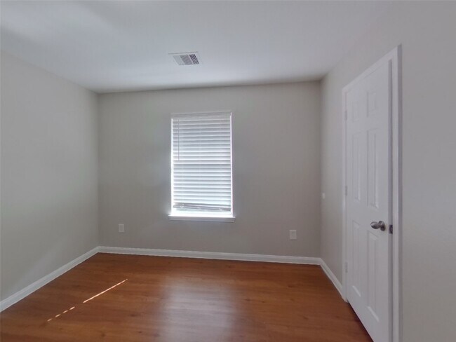 Building Photo - 21434 Jamals Way