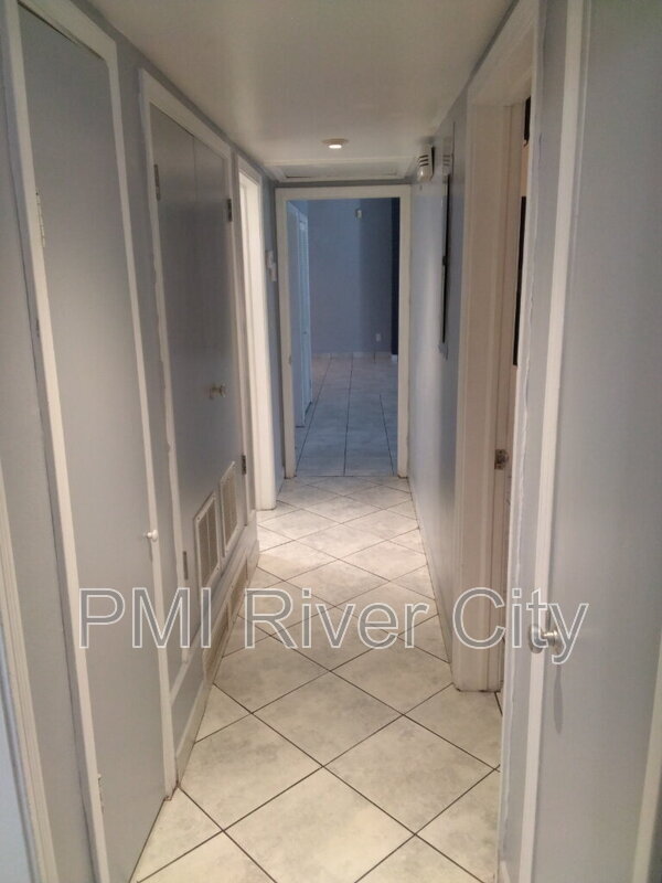 Building Photo - 5405 Matanzas Way
