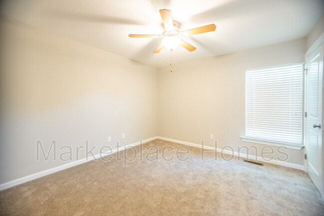 Building Photo - 211 Adderman Dr