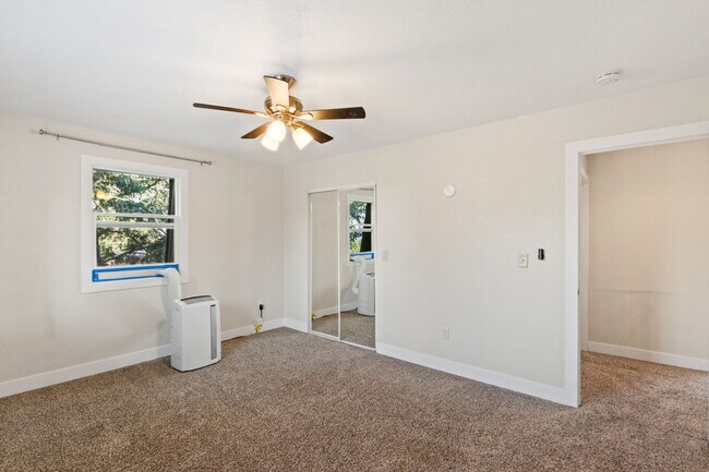 Building Photo - 2407 Virgo Dr