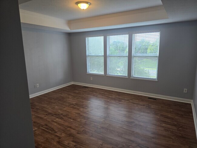 Building Photo - 3296 Wind Dr