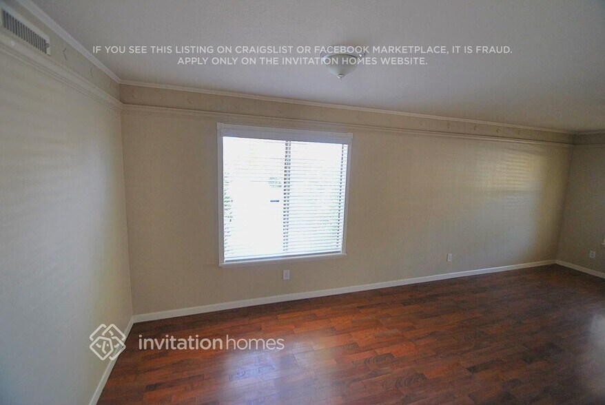 Building Photo - 2605 N 128th Ln