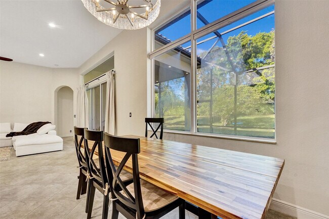 Building Photo - 7421 NW 115th Terrace