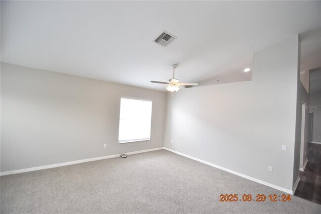 Building Photo - 944 Ridge Haven Dr