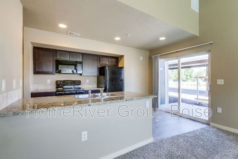 Building Photo - 8950 W Shellie Ln