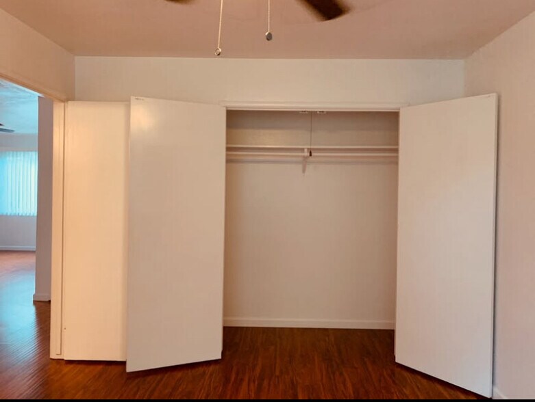 Bedroom with closet - 10 W Swain Rd