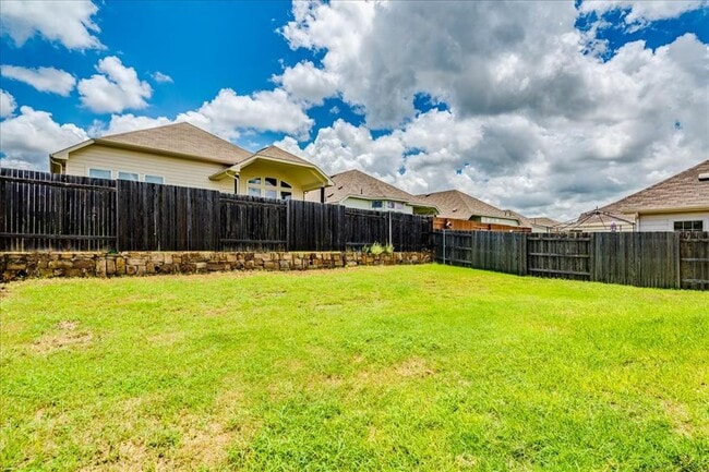 Building Photo - 275 Cherrystone Loop